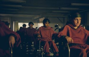 TÜM SIRLARIN SAHİBİ KIZ  (The Girl with All the Gifts)