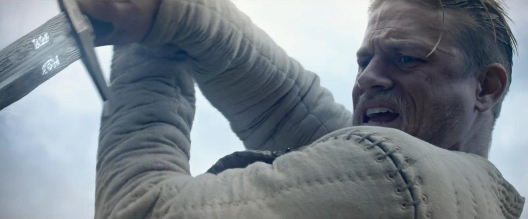 Kral Arthur : Kılıç Efsanesi