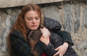 Tut Yüreğimden Anne