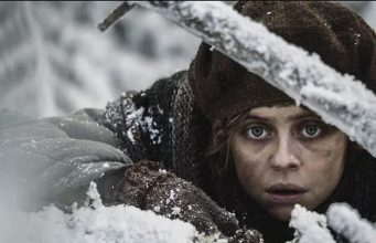 Kardaki Küller / Ashes in the Snow