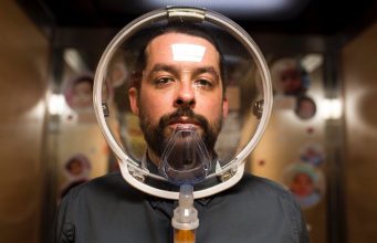 Susmayan Köpek / el perro que no calla