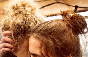 Ve Yarın Tüm Dünya / And Tomorrow the Entire World