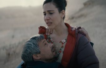 Ahed’in Dizi / Ahed’s Knee