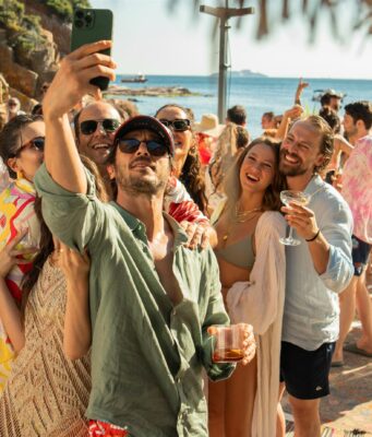 Kimler Geldi Kimler Geçti