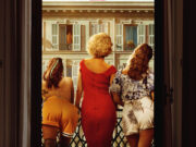 Balkondaki Kadınlar