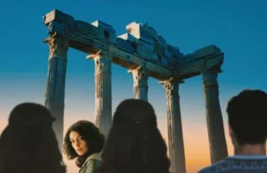 Gündüz Apollon Gece Athena